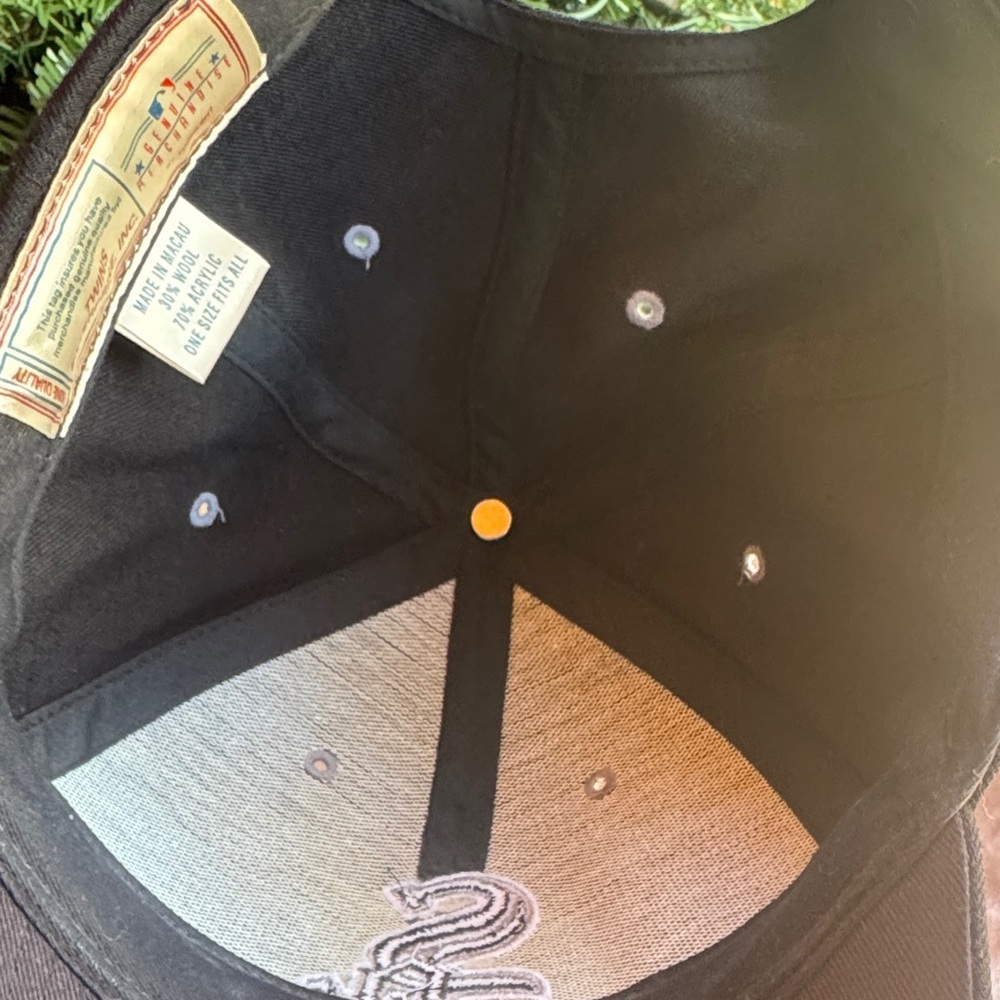 Black Baseball Cap - image 5